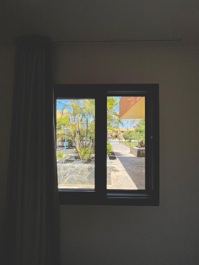 Seaside Apartment Corralejo : A Cozy Holiday Home In A Peaceful Well Located Green Complex Luaran gambar